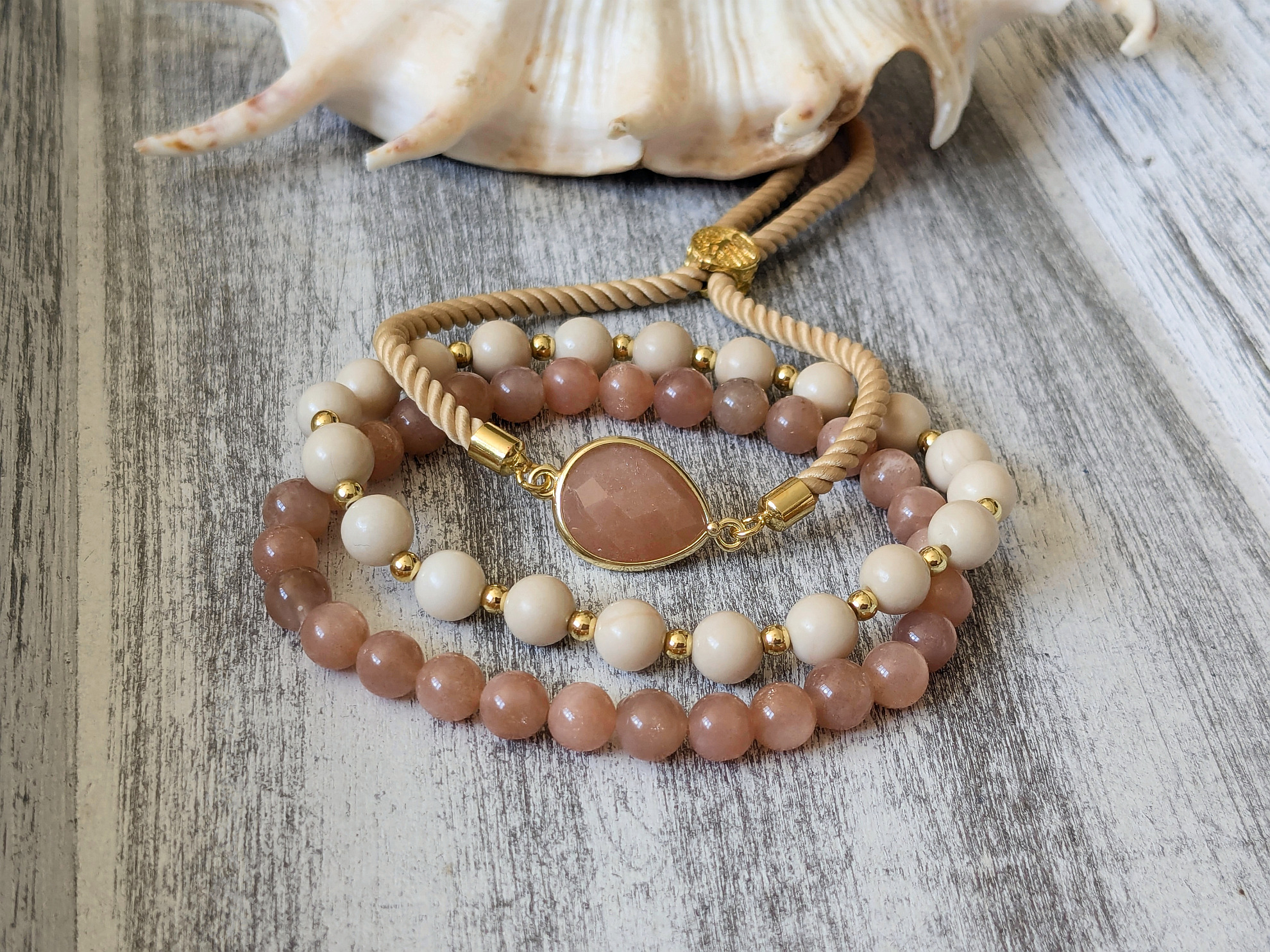 Set so slnečným kameňom